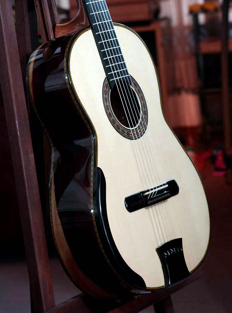 Aged Brazilian rosewood B&S,  Lattice braced Alpine spruce top