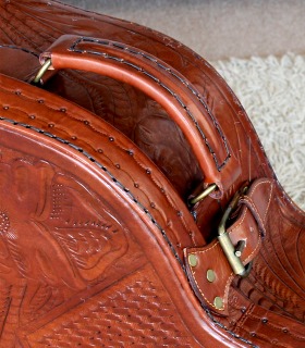 Bellucci, Leather hand embossed classical guitar case, handle