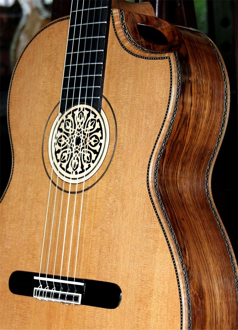 Brazilian Rosewood B&S, Cedar top Concert Classical Guitar
