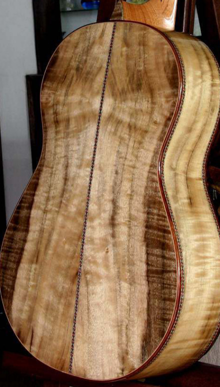 California laurel B&S, Italian Spruce top Concert Classical Guitar