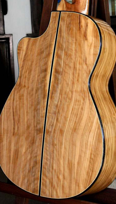 Tansmanian Oak B&S, Italian Spruce top Cutaway Concert Classical Guitar